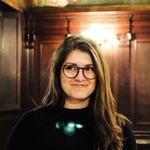 Meet your Posher, Abby